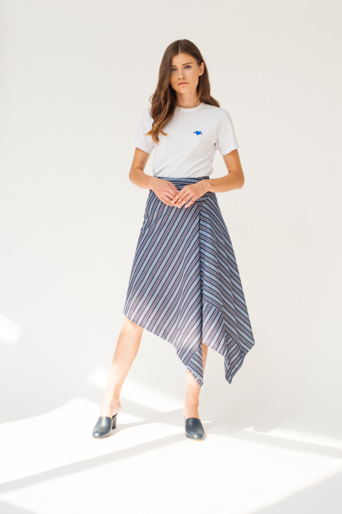 Asymmetrical skirt