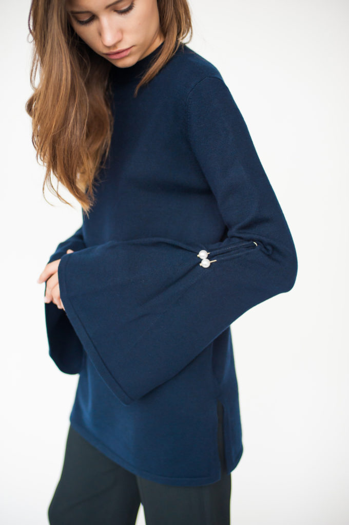 Granatowy sweter Maxine