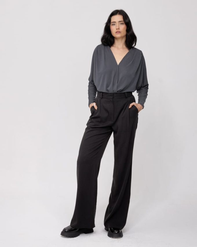 Spodnie Contented Black