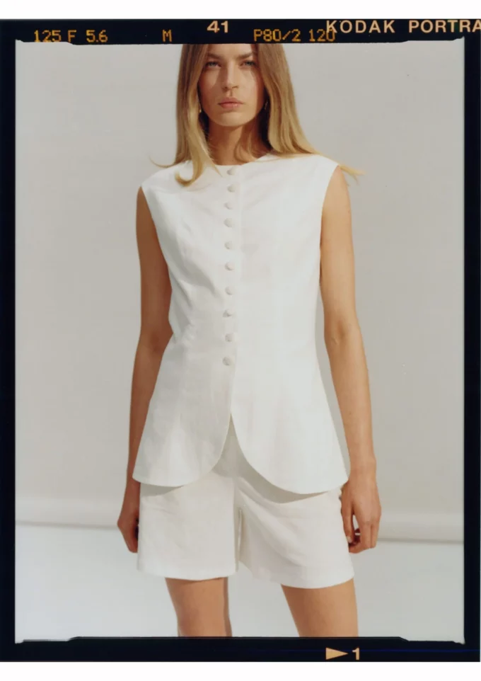 Mona Linen Shorts White