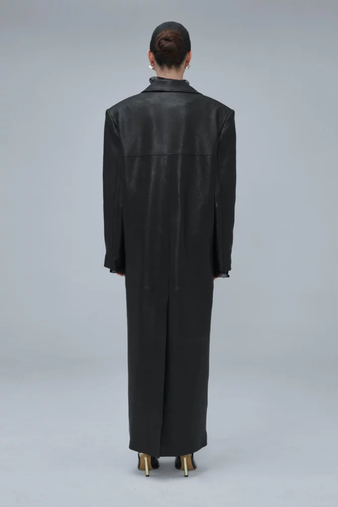 Amour Noir Straight Coat