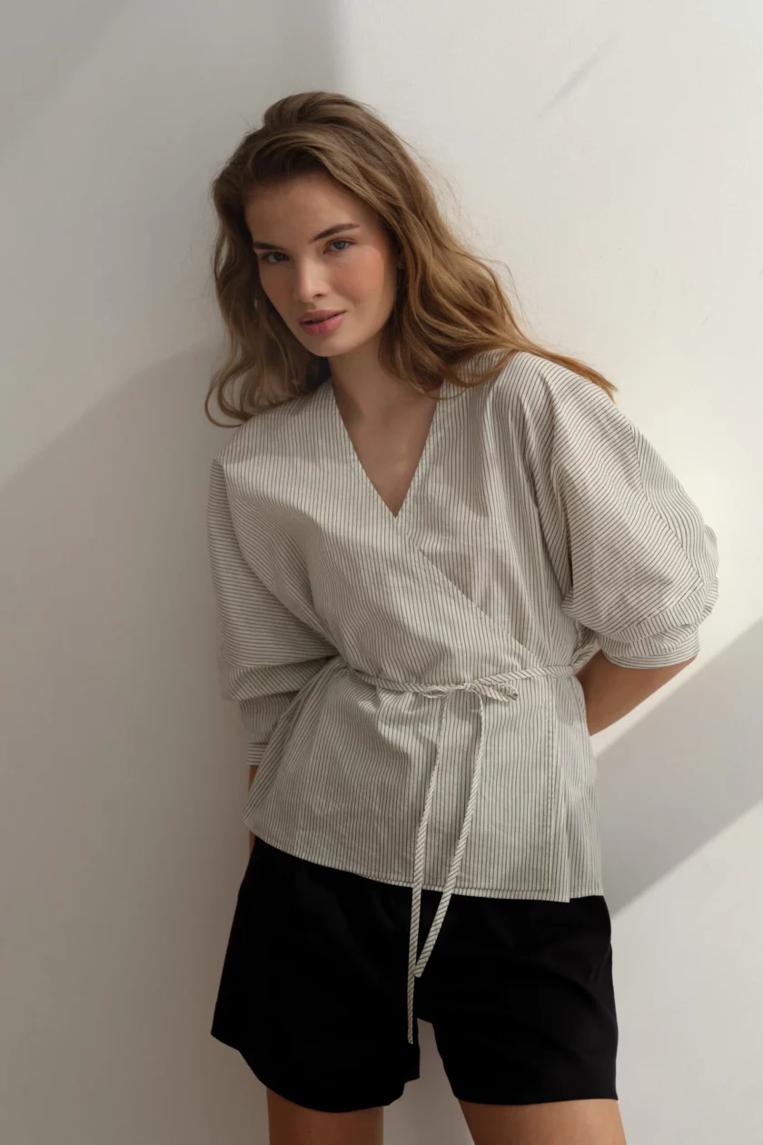 Aria Blouse Cream Stripes - obrazek 2