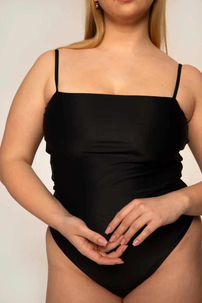 The Simple One Black