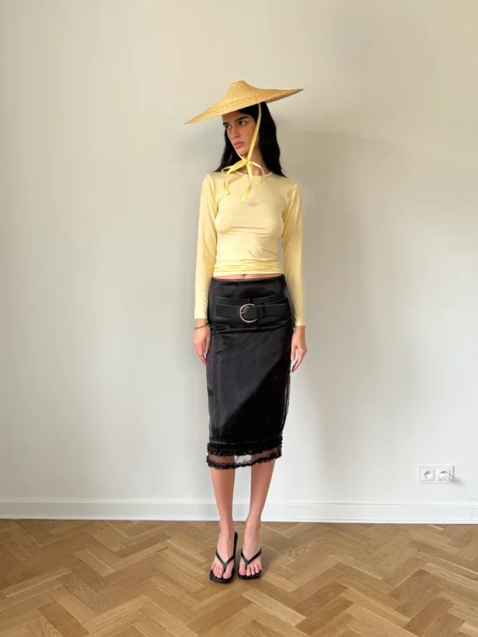 Basic Butter Longsleeve