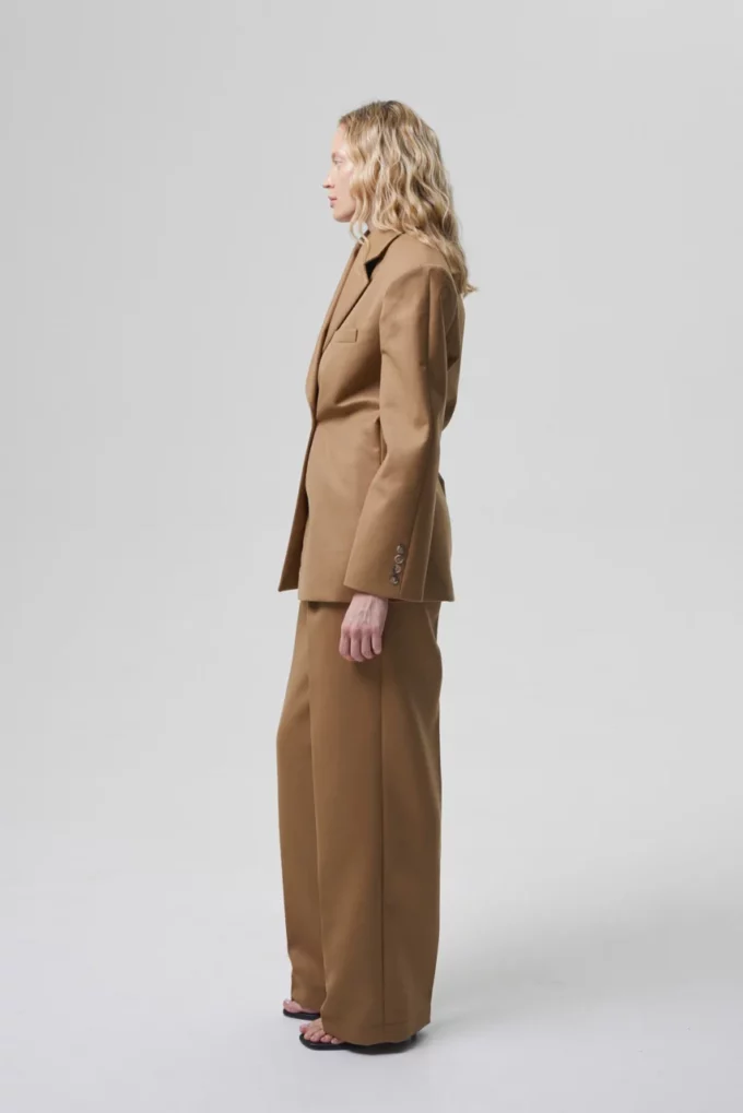 Espoire Blazer In Caramel