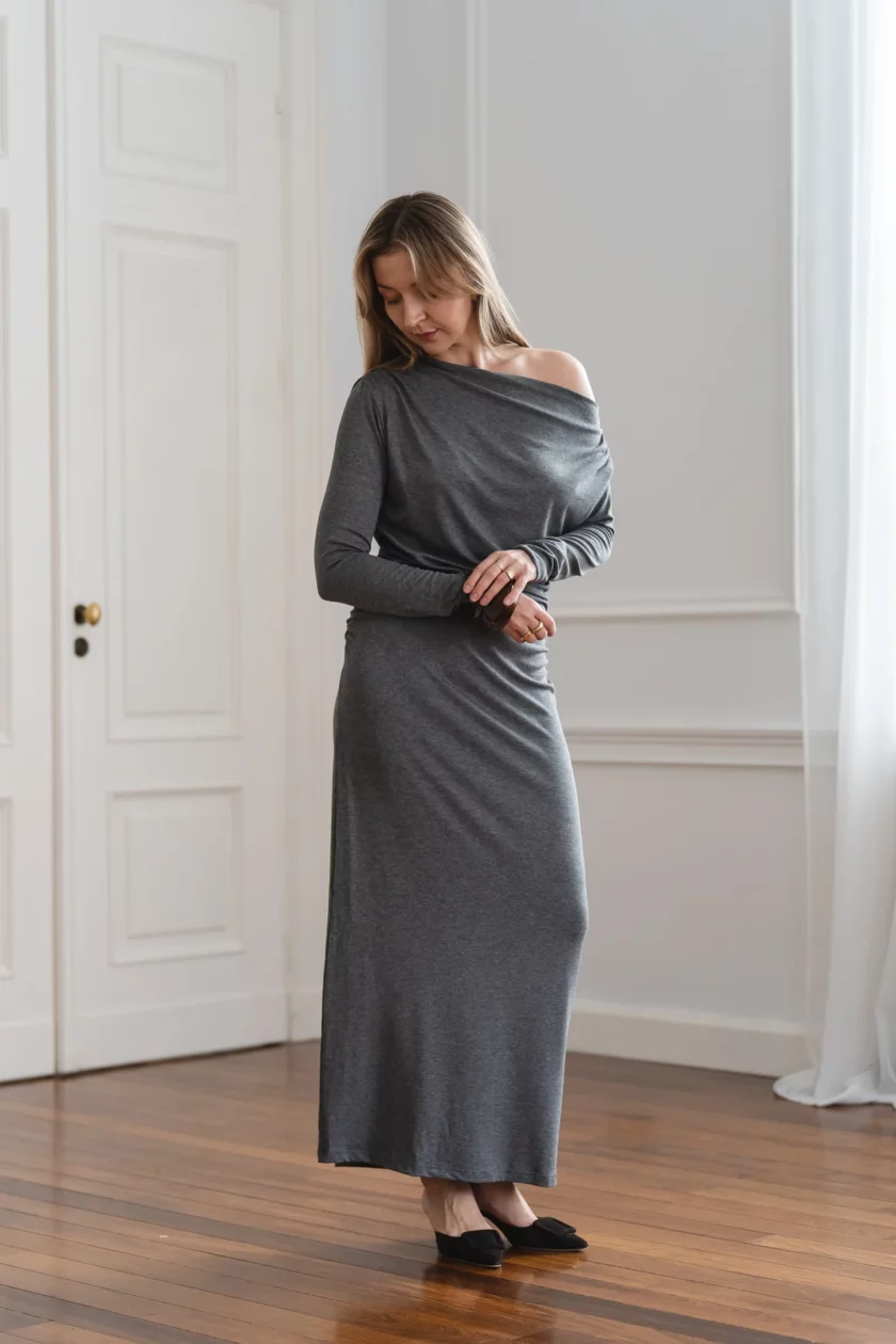 Dress 02 Charcoal - Image 3