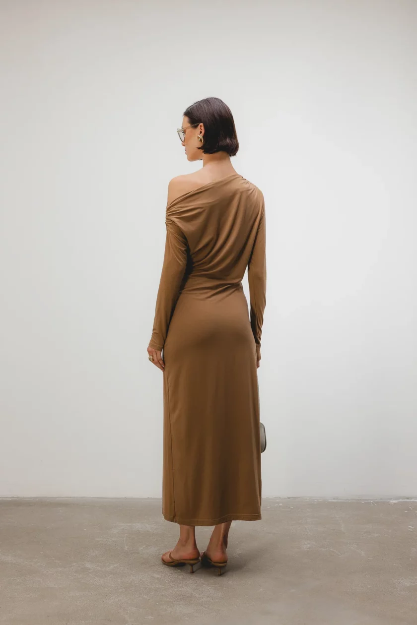 Dress 02 Caramel - Image 3