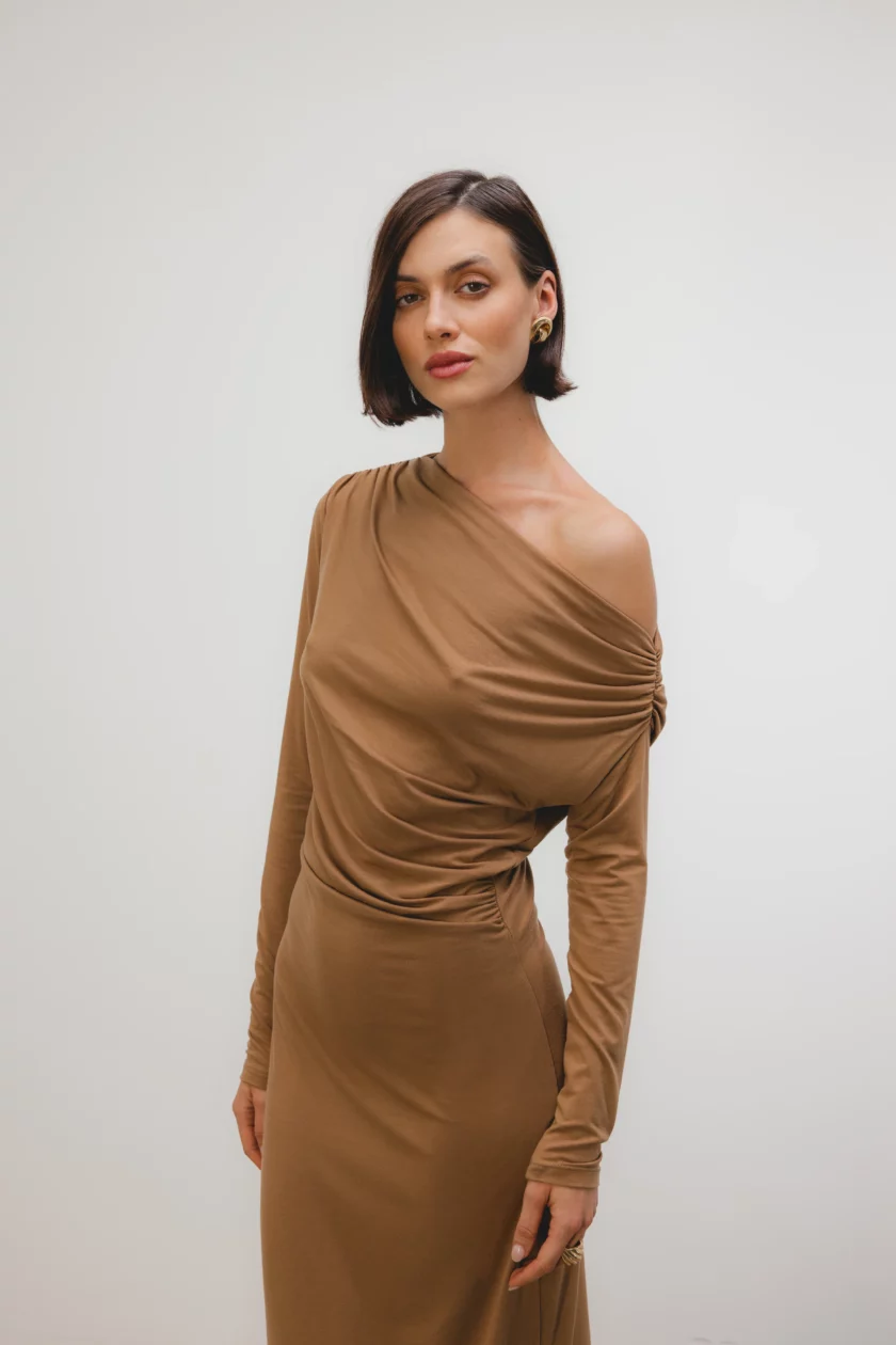 Dress 02 Caramel - Image 4