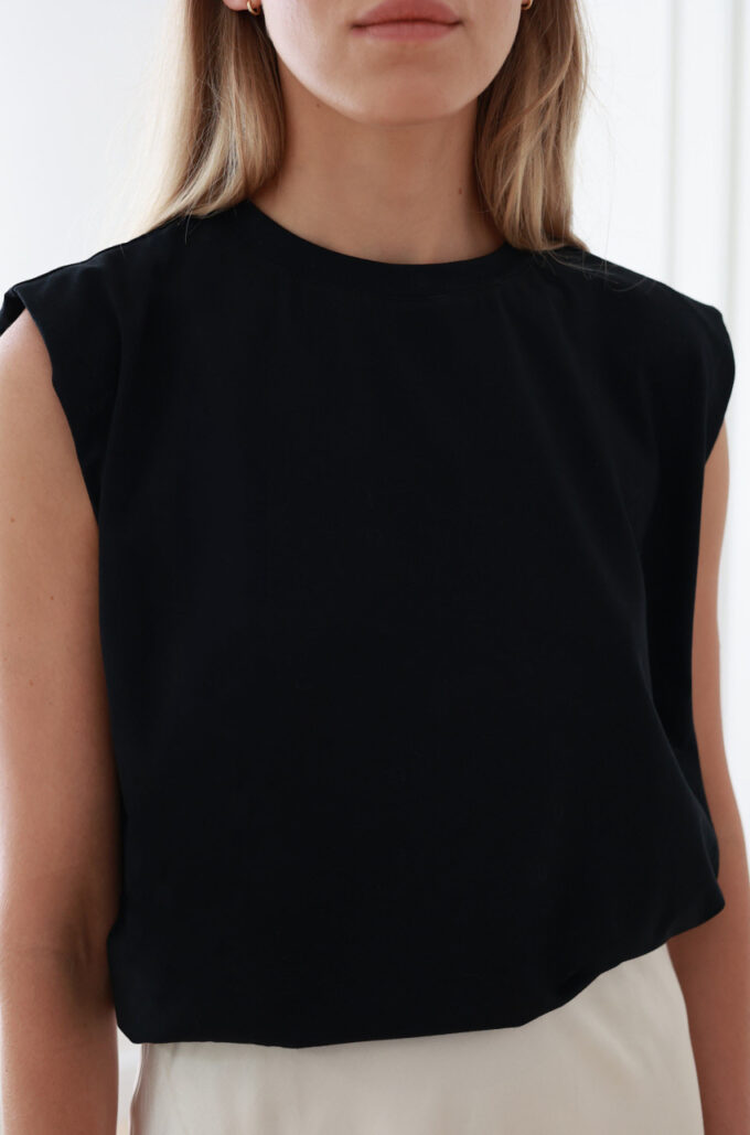 Fargo Long Black Top