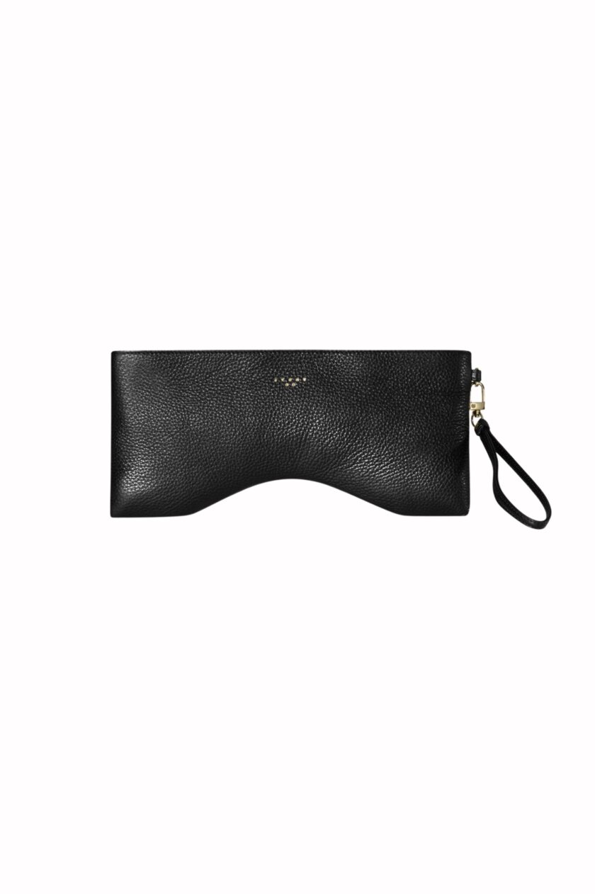 Celeste Black Pepple