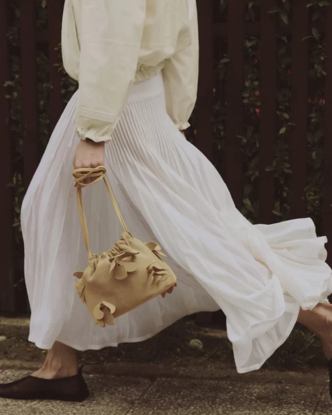 Fiori Mini Suede Butter