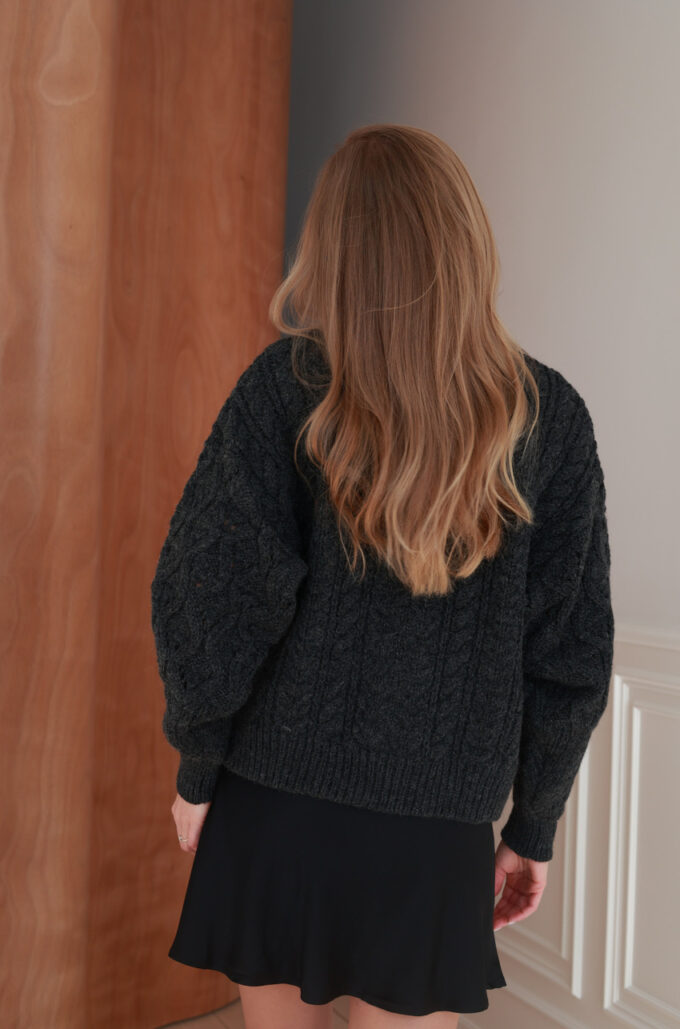 Sweter Meribel Grafitowy