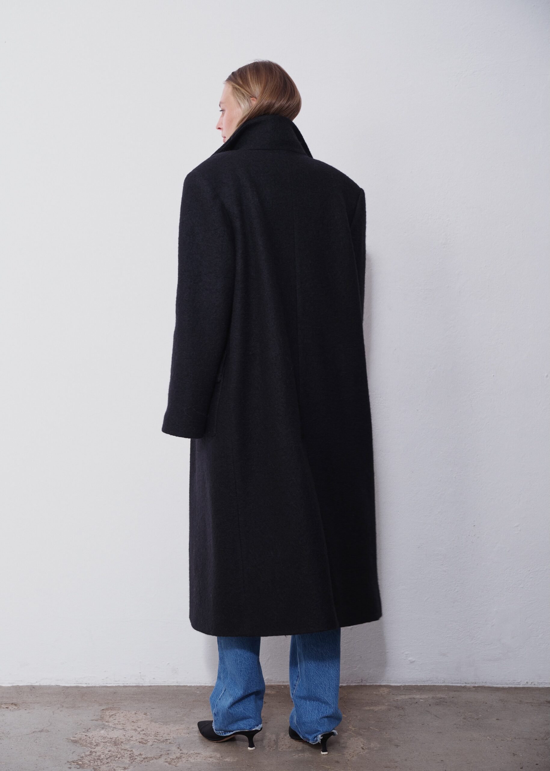 Tatum Black Wool Coat 2.0 - obrazek 4