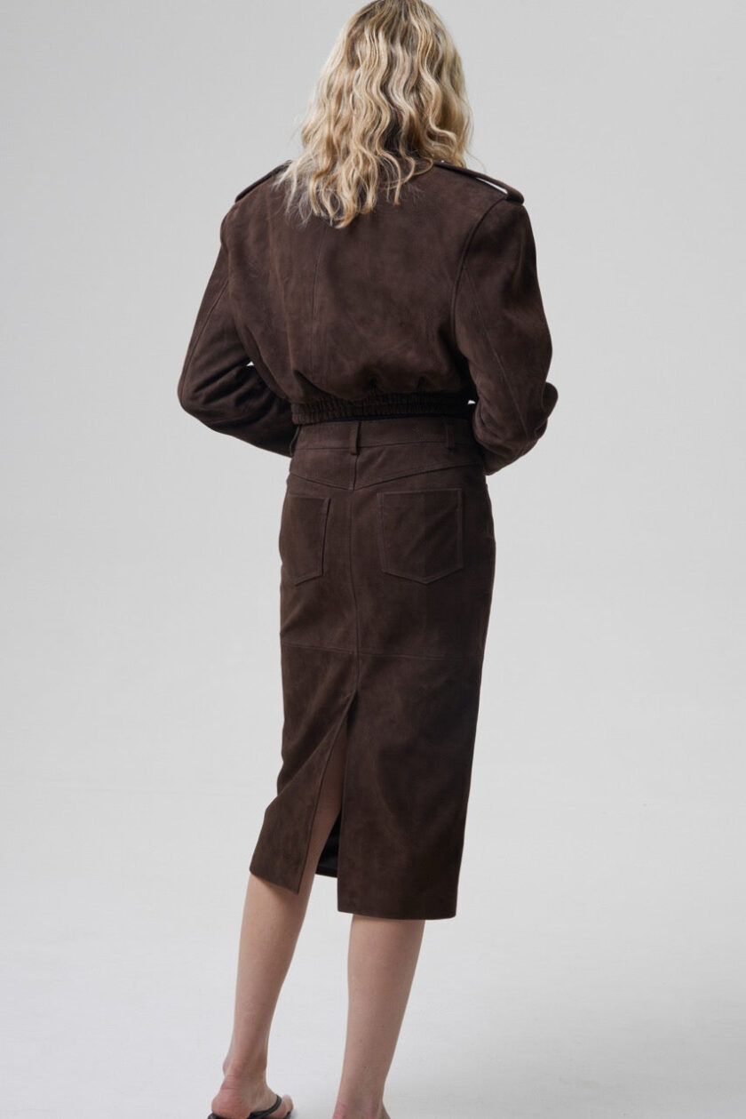 Joie Cropped Bomber Jacket in Chocolate Brown Suede - obrazek 4