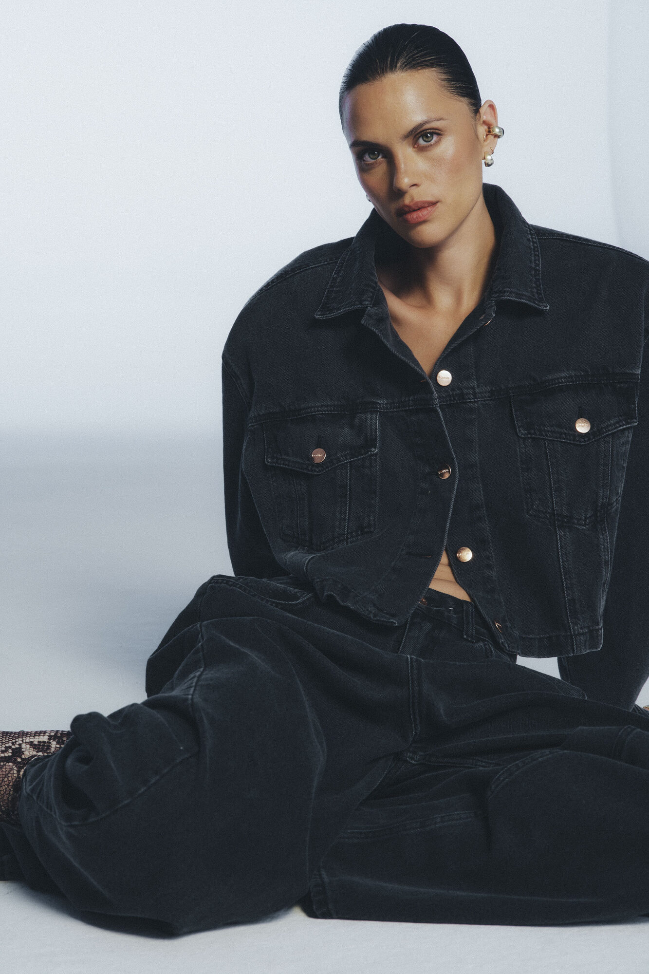 Jeansy Boyish Vintage Black - obrazek 3