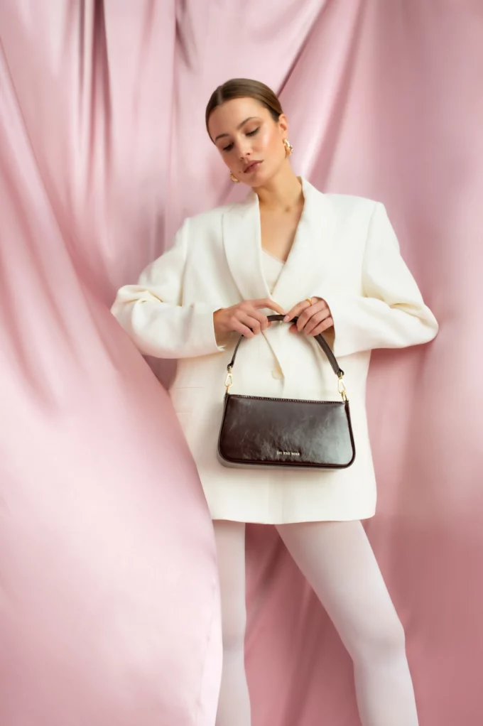 Bellona Cherry Glossy