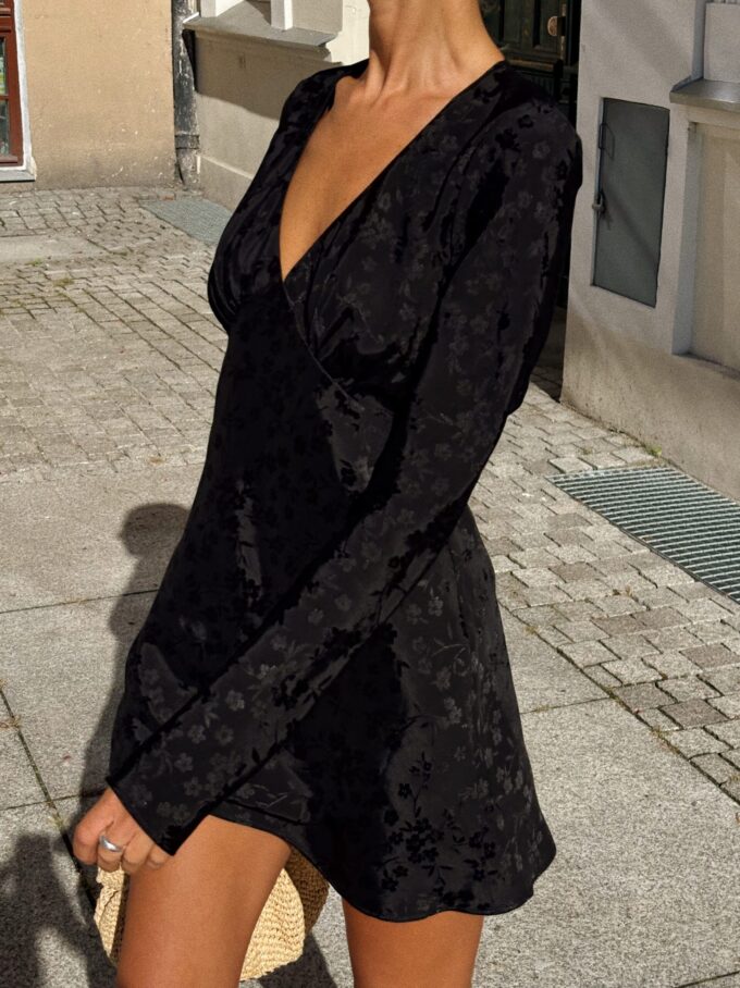 Sukienka Narciso Black