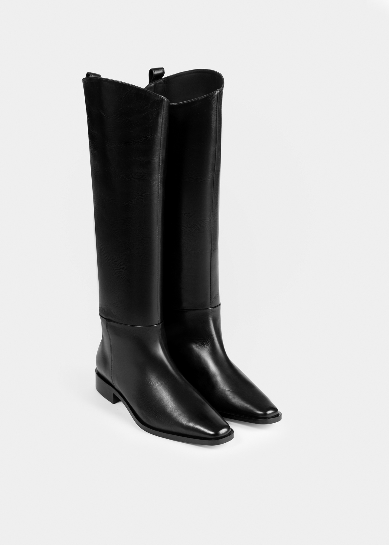 Pure Black Boots - obrazek 2