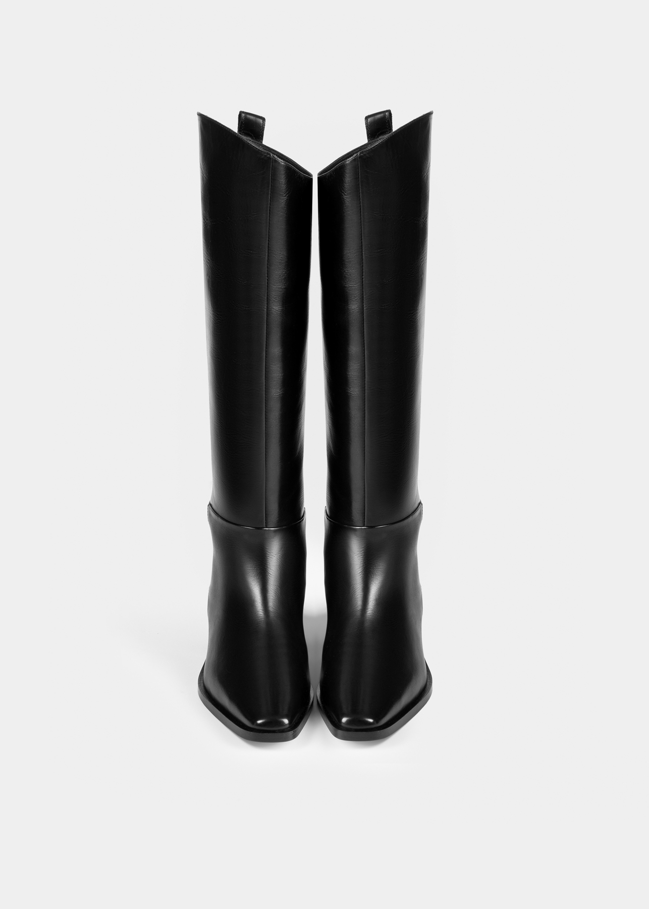 Pure Black Boots - obrazek 3